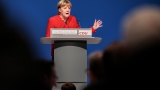 Меркел се обяви за забрана на бурките, не всеки бежанец можел да остане