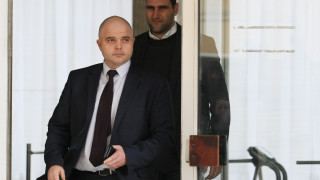 Министерският съвет предлага да се прекратят правомощията и на главния