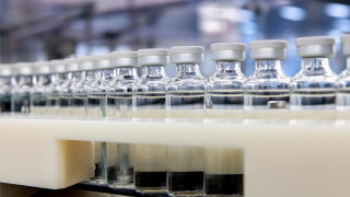 Първото количество от шесткомпонентната ваксина срещу дифтерия тетанус коклюш хепатит