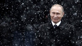 Руският президент Владимир Путин няма сериозни политически опоненти на предстоящите