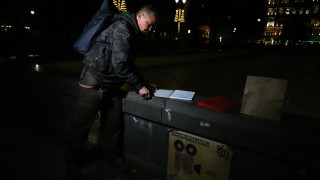 Актьори от Народния театър Иван Вазов подеха подписка в подкрепа