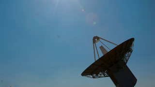 Сателитната интернет услуга на SpaceX Starlink стартира тестове в Обединеното