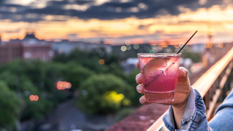 5 rooftop бара в София, които да не пропускаме това лято