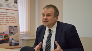 Няма да се закриват болници, уверяват от министерството