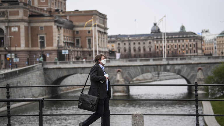 Централната банка на Швеция предупреди, че действията й за ограничаване