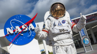 От бежански лагер в Газа до Космоса: историята на едно момче, покорило NASA