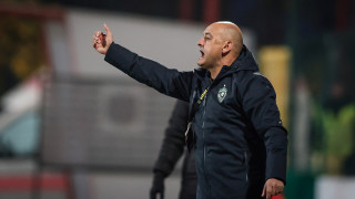 Треньорът Руи Мота каза че няма мисъл за оставка след