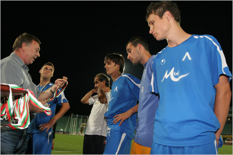 В Левски търсят виновника за юношите