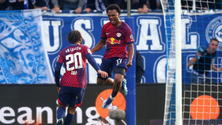 Головете на Опенда тласкат "биковете" напред