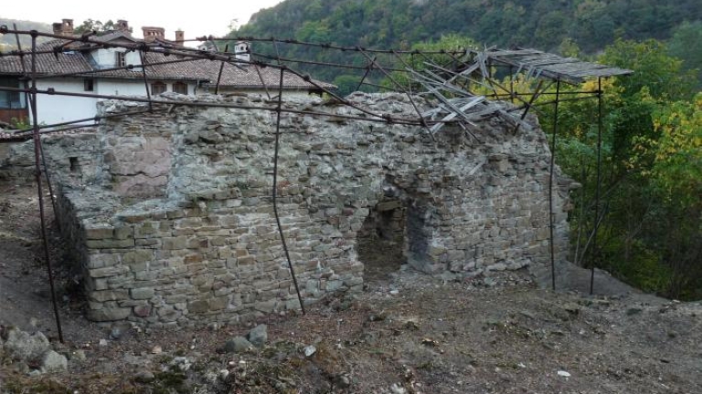 Започва реставрацията на Шишмановата баня в Търново