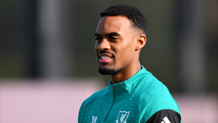 Райън Гравенберх се завръща в игра