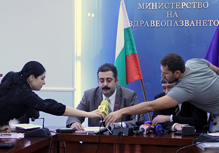Здравният министър: БСП да помогне, вместо да критикува