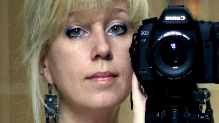 Самозапалване на руска журналистка взриви социалните мрежи, властите игнорират