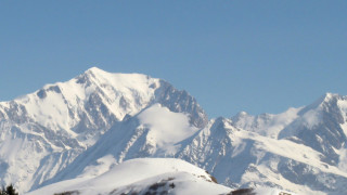 Най високият връх във Франция Монблан се е смалил с