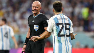 Защитаващият титлата си Франция и финалистът от 2014 г Аржентина