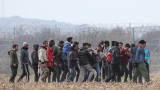 Приеха нов план при извънредна мигрантска вълна от Гърция