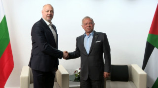 Диалогът трябва да е водещ при решаване на всички спорове