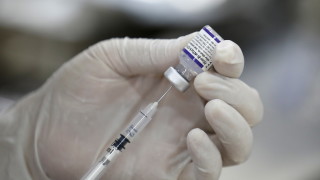 Европейската агенция по лекарствата EMA одобри поставянето на адаптираните ваксини