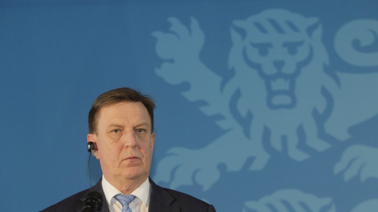 Гуверньорът на централната банка на Латвия трябва да подаде оставката