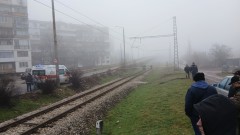 Влак блъсна мъж между гарите Бели извор и Враца
