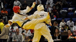 Някои от най големите имена в карате киокушин пристигат в България