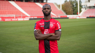 Дижон най после намери нов нападател след провала на трансфера на