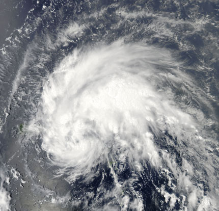 САЩ се готвят да посрещнат урагана „Айрийн”