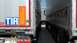 В Айтос остава ограничено движението на камиони над 12 т