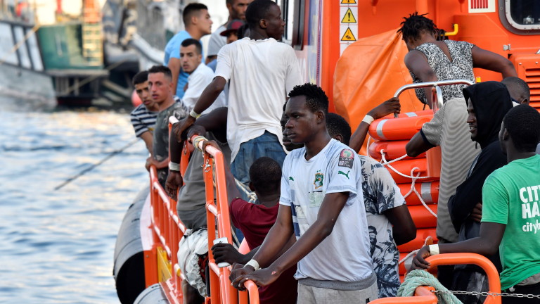 Испания взема спешни мерки срещу бежанците. За целта се създава