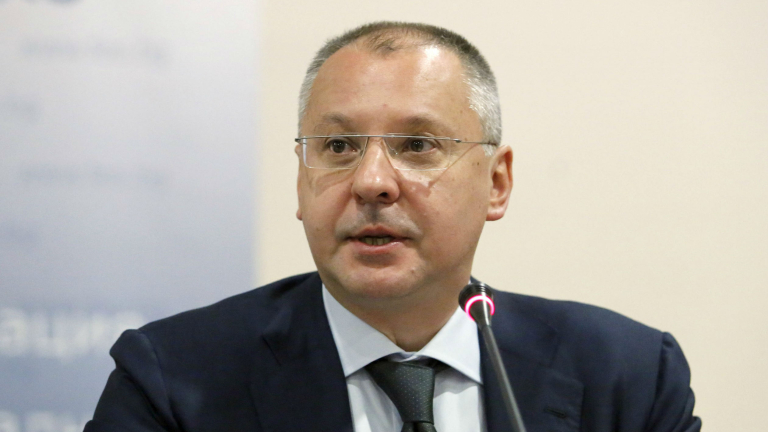 Станишев е притеснен от позицията на Борисов за Бокова