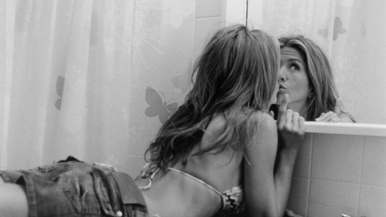 Секси селфито по бански на Дженифър Анистън