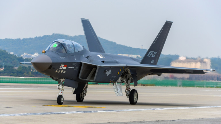 Южна Корея започва производството на 40 изтребителя KF-21 Bormae, след