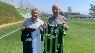 Собственикът на Локомотив Христо Крушарски бе днес на посещение на