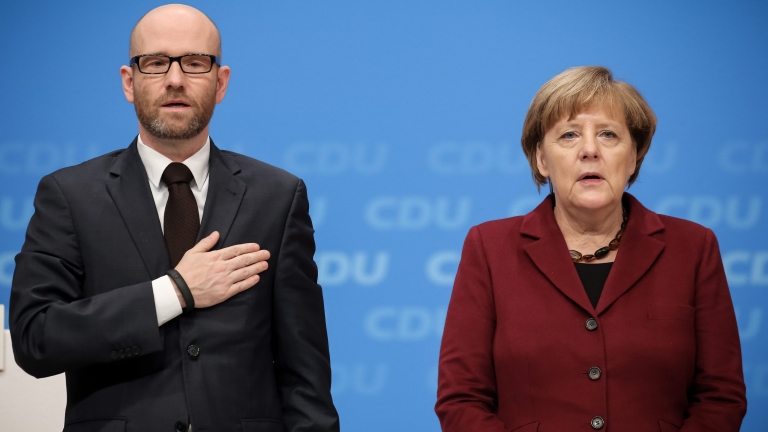 Националният химн да залегне в конституцията поиска партията на Меркел