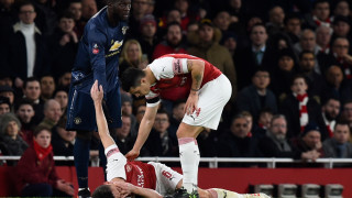 Капитанът на Арсенал Лоран Косчелни е със съмнения за счупена