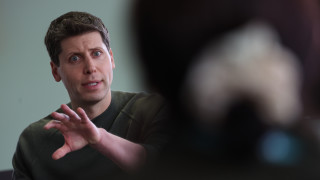 Усилията на група ръководители и инвеститори на OpenAI да възстановят