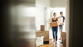 Наемите в Европа стават все по сериозен разход за домакинствата но