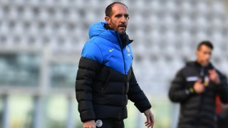 Тотнъм водеше с един гол и бе с човек повече