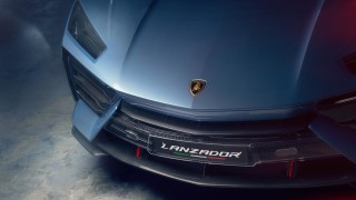 Lamborghini също имаше планове да яхна вълната на електрификацията и