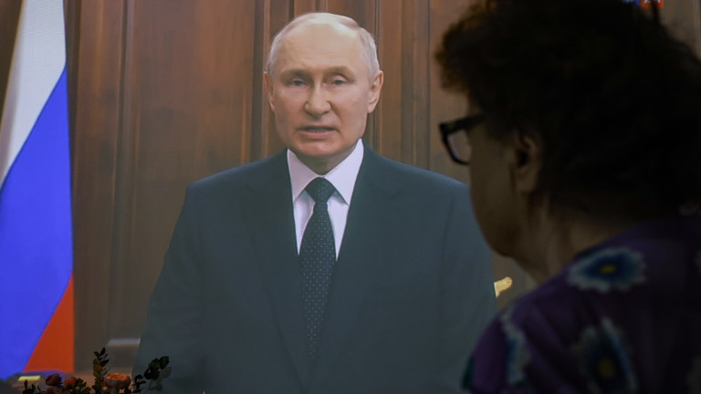 Анализатор: Три сценария за краха на Путин