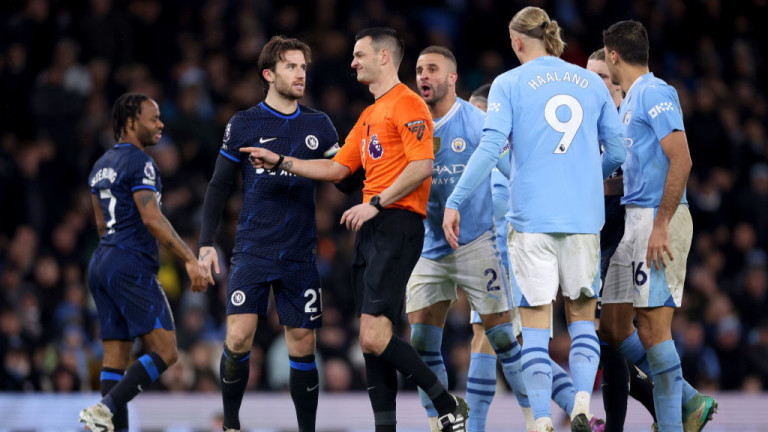 Le match Manchester City-Chelsea s'est terminé 1:1 au 25e tour de la Premier League anglaise. Le match Manchester City-Chelsea s'est terminé 1:1 au 25e tour de la Premier League anglaise.