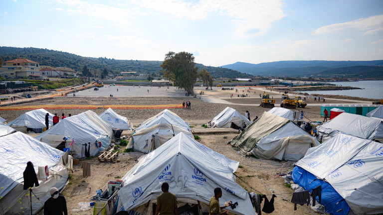 Οι ανθρωπιστές που βοηθούν πρόσφυγες στην Ελλάδα θα δικαστούν για κατασκοπεία