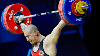 Българският тежкоатлет Христо Христов завоюва сребърния медал в изхвърляненето на