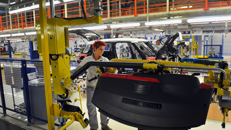 Германска автомобилна компания инвестира 90 млн. евро в нов завод в Сърбия