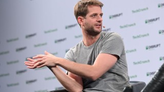 Шведската финтех компания Klarna активно интегрира изкуствен интелект AI за