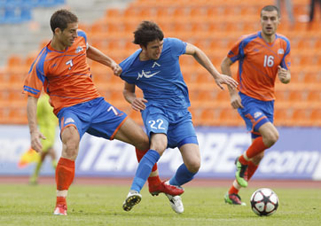 Сливен спря Левски