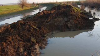 Военните втори пореден ден оказват помощ н населението в Смолян Военнослужещи