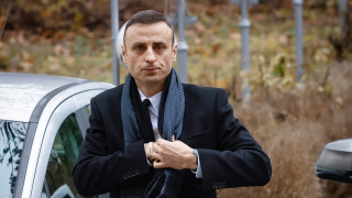 Кандидатът за президент на БФС Димитър Бербатов заяви че няма