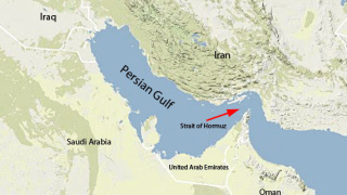 Ирански военен кораб се е конфронтирал с американски боен кораб