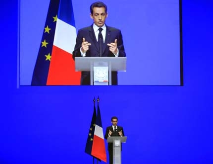 Саркози отговаря на кризата с реформи 